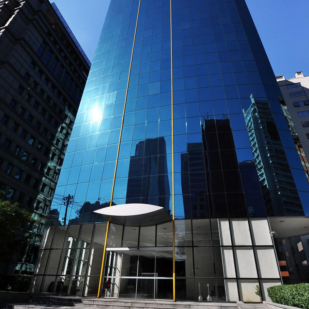 Sede do Grupo EIS em edifício corporativo